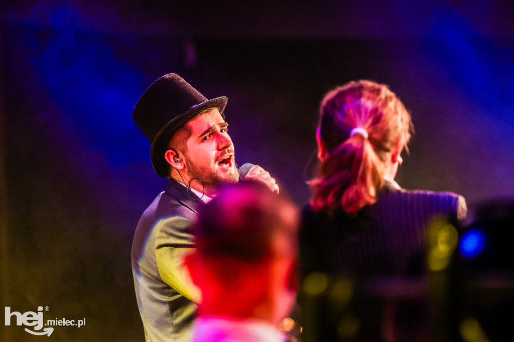 Koncert Nareszcie Niepodległa - piosenki 20-lecia międzywojennego w DK Przecław