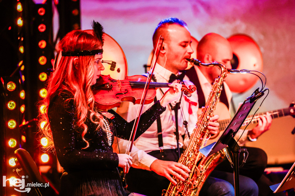 Koncert Nareszcie Niepodległa - piosenki 20-lecia międzywojennego w DK Przecław