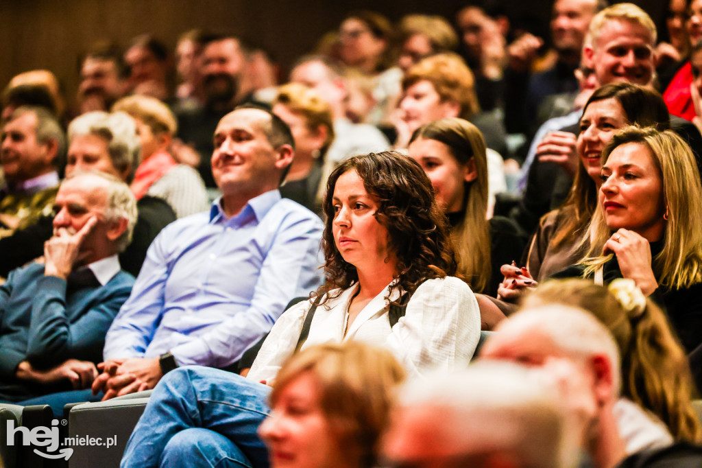 Koncert Nareszcie Niepodległa - piosenki 20-lecia międzywojennego w DK Przecław