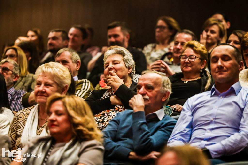 Koncert Nareszcie Niepodległa - piosenki 20-lecia międzywojennego w DK Przecław