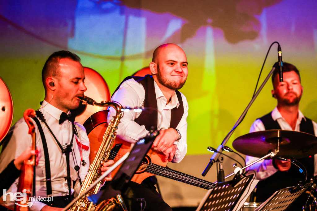 Koncert Nareszcie Niepodległa - piosenki 20-lecia międzywojennego w DK Przecław