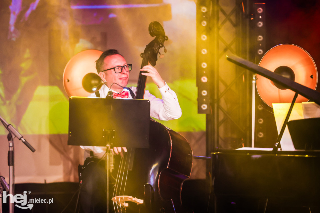 Koncert Nareszcie Niepodległa - piosenki 20-lecia międzywojennego w DK Przecław