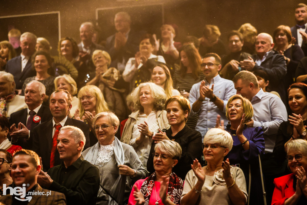 Koncert Nareszcie Niepodległa - piosenki 20-lecia międzywojennego w DK Przecław