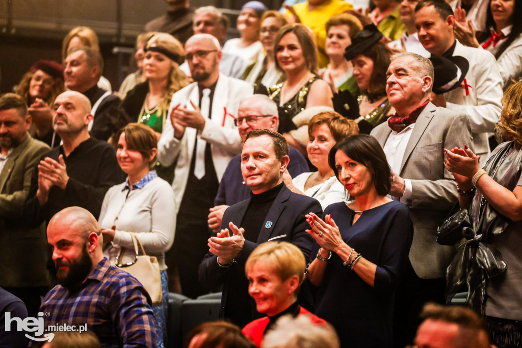 Koncert Nareszcie Niepodległa - piosenki 20-lecia międzywojennego w DK Przecław