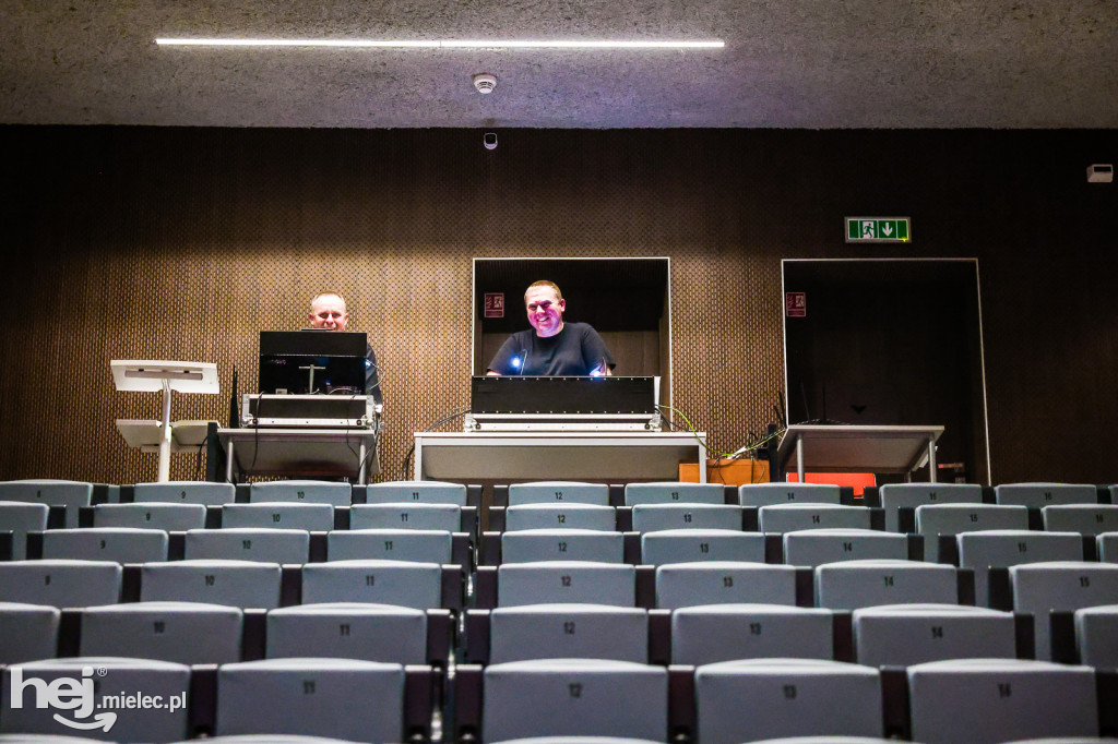 Koncert Nareszcie Niepodległa - piosenki 20-lecia międzywojennego w DK Przecław