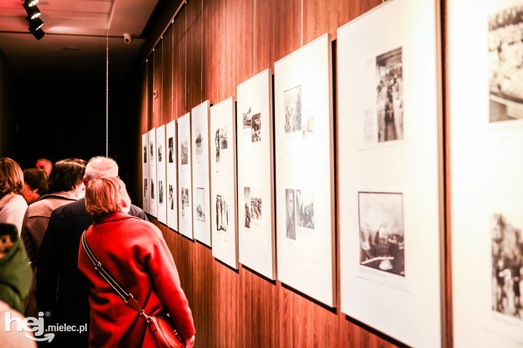 Koncert Nareszcie Niepodległa - piosenki 20-lecia międzywojennego w DK Przecław