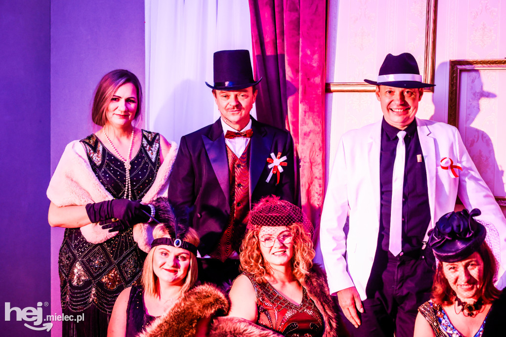 Koncert Nareszcie Niepodległa - piosenki 20-lecia międzywojennego w DK Przecław