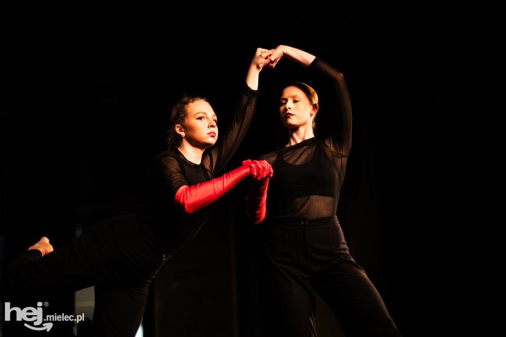 Konfrontacje Kontrasty