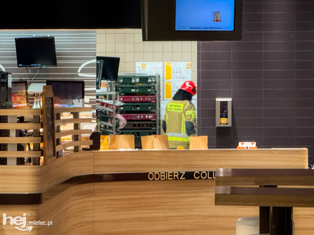 Ewakuacja McDonalds w Mielcu