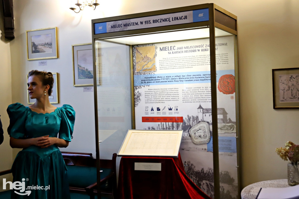 Uroczyste odsłonięcie XVII-wiecznej kopii aktu lokacyjnego