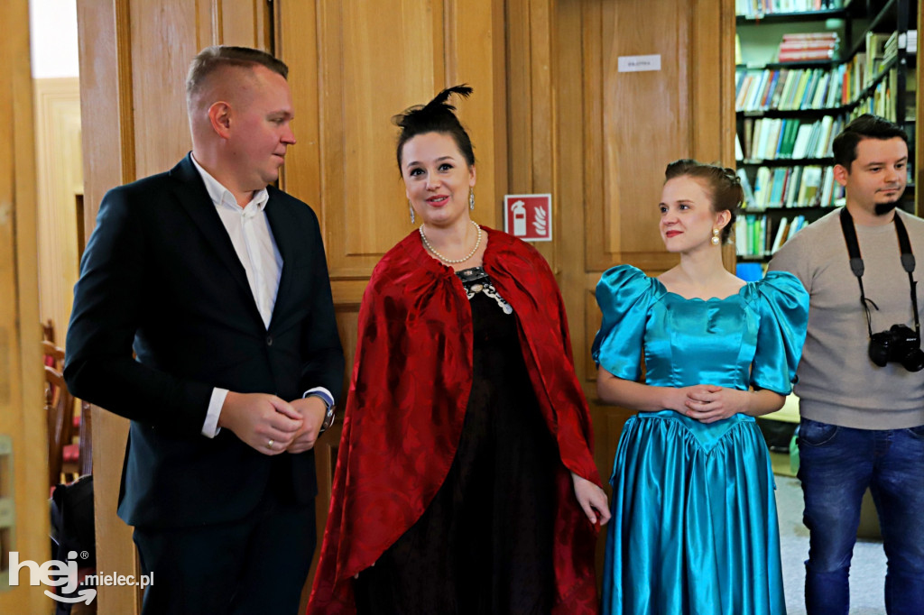 Uroczyste odsłonięcie XVII-wiecznej kopii aktu lokacyjnego