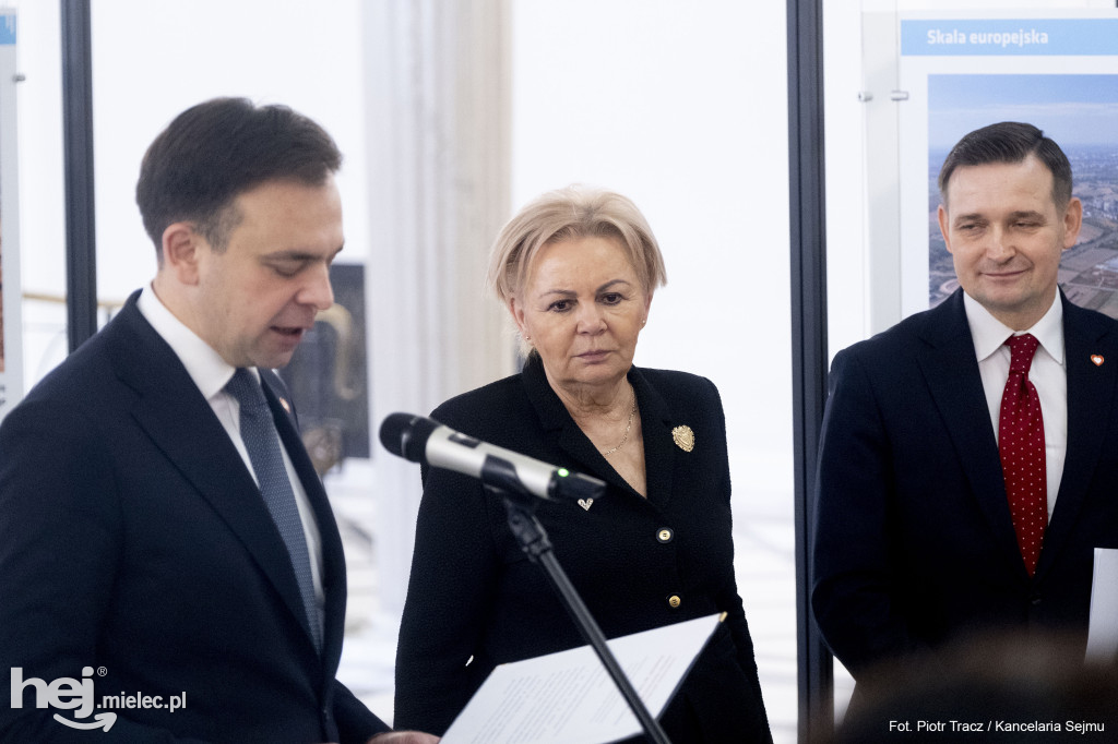 Strefa, która ruszyła Polskę - 30 lat Euro-Park Mielec - otwarcie wystawy w Sejmie