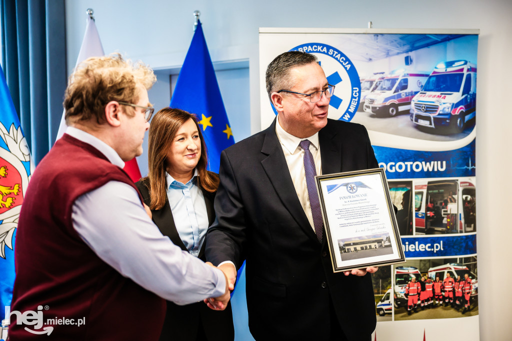 Umowa na budowę nowoczesnej podstacji Podkarpackiego Pogotowia Ratunkowego w Radomyślu Wielkim