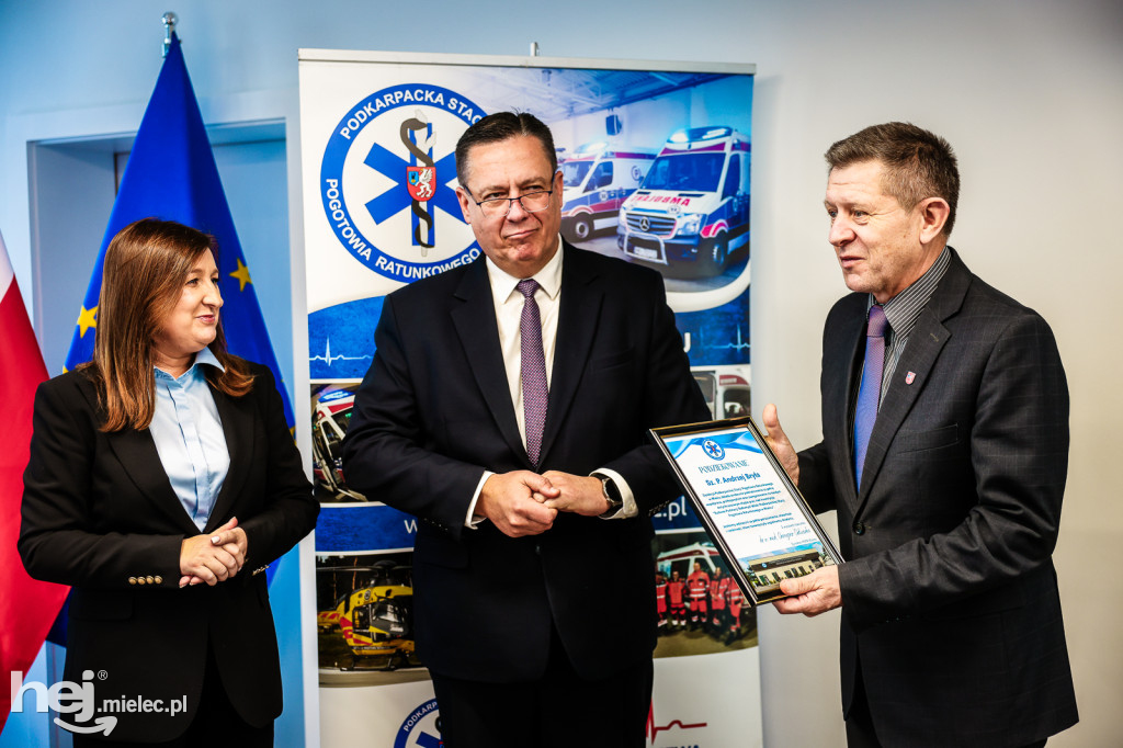 Umowa na budowę nowoczesnej podstacji Podkarpackiego Pogotowia Ratunkowego w Radomyślu Wielkim