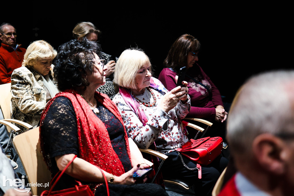 Otwarcie wystawy „Cisza kształtu, szept koloru”