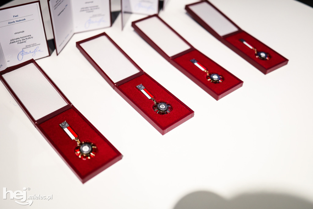 Otwarcie wystawy „Cisza kształtu, szept koloru”