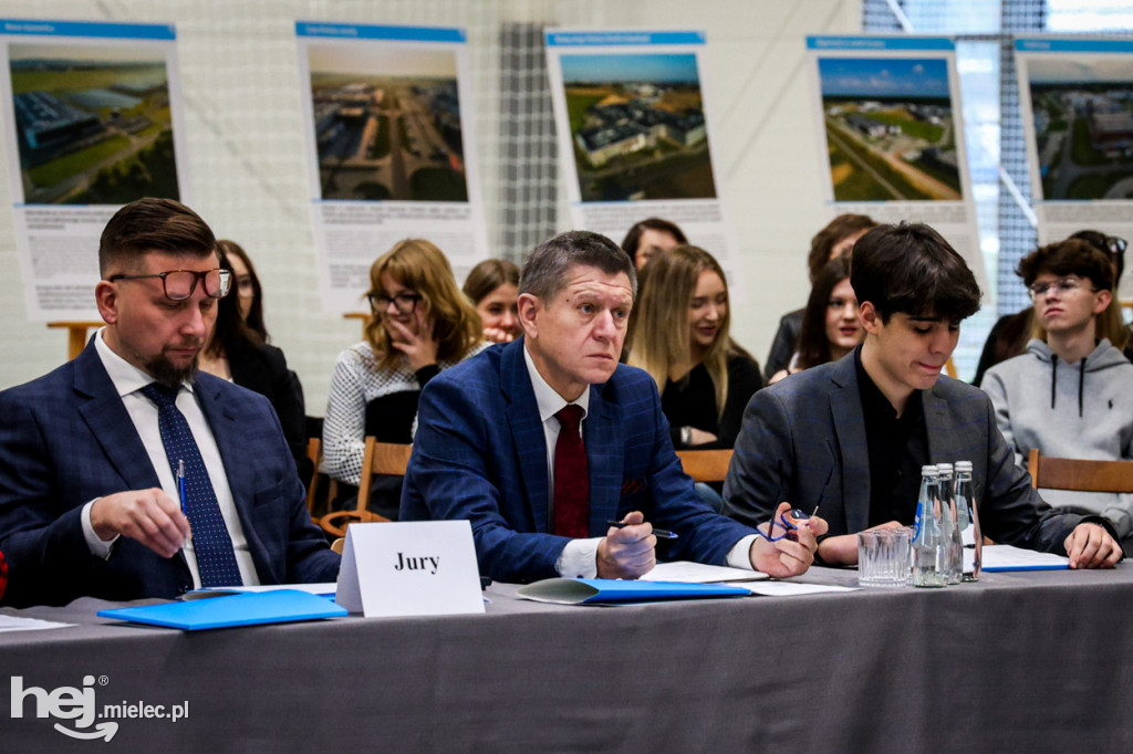 Debata Oksfordzka: Czy przyszłość młodych jest w Mielcu