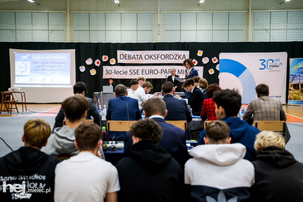 Debata Oksfordzka: Czy przyszłość młodych jest w Mielcu
