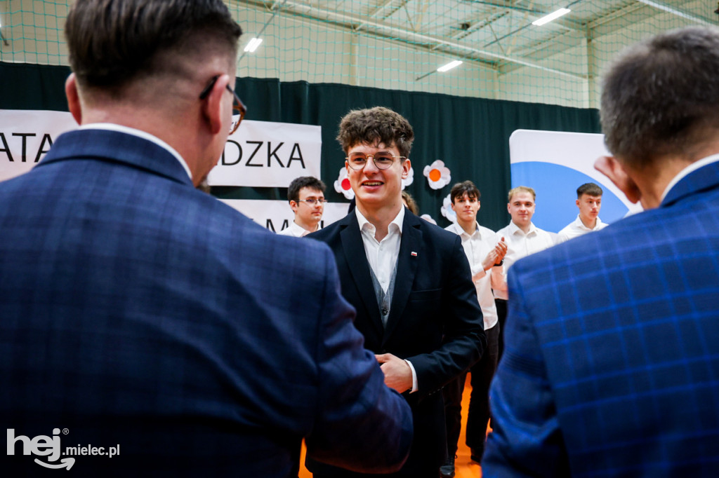 Debata Oksfordzka: Czy przyszłość młodych jest w Mielcu