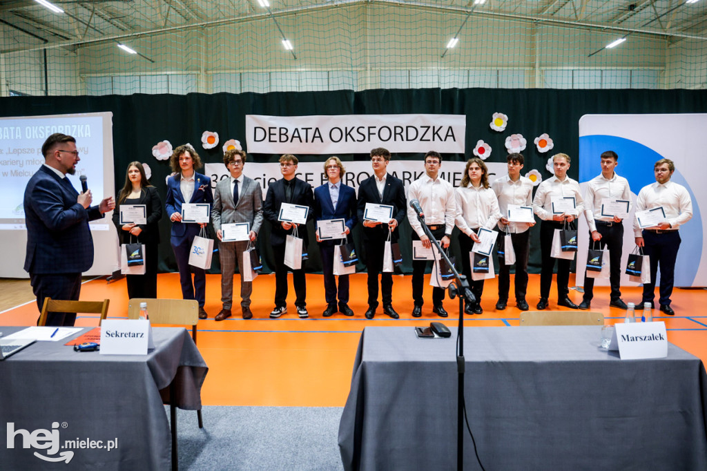 Debata Oksfordzka: Czy przyszłość młodych jest w Mielcu