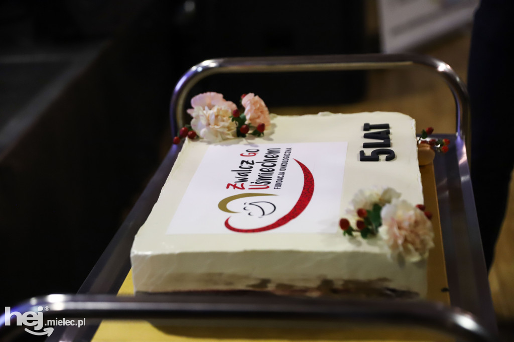 Jubileusz Fundacji Onkologicznej „Zwalcz Go Uśmiechem”