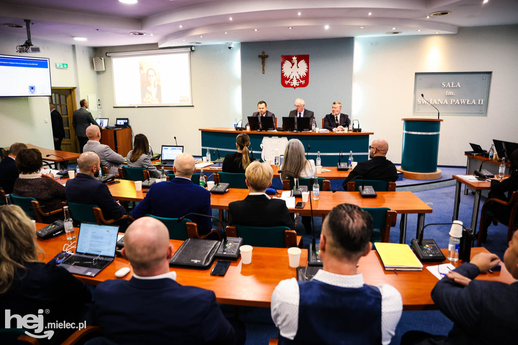 Sesja rady miejskiej 27 listopada 2025