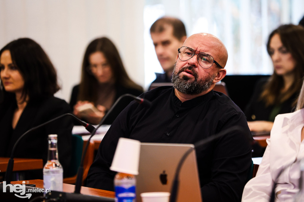 Sesja rady miejskiej 27 listopada 2025