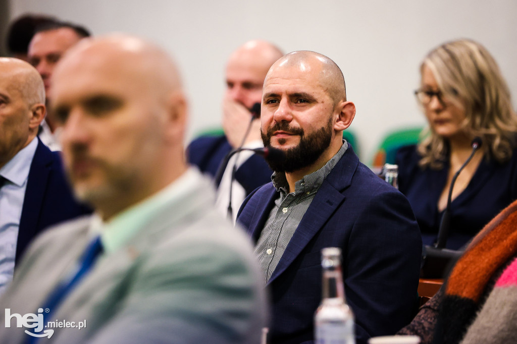 Sesja rady miejskiej 27 listopada 2025