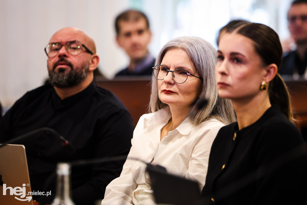 Sesja rady miejskiej 27 listopada 2025