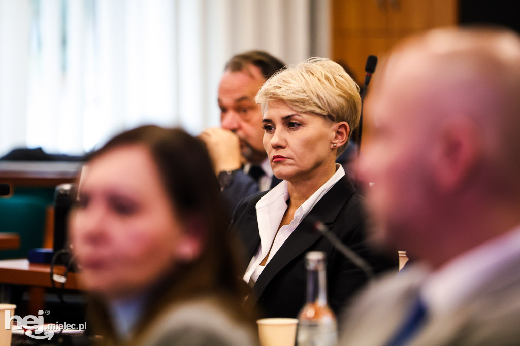 Sesja rady miejskiej 27 listopada 2025