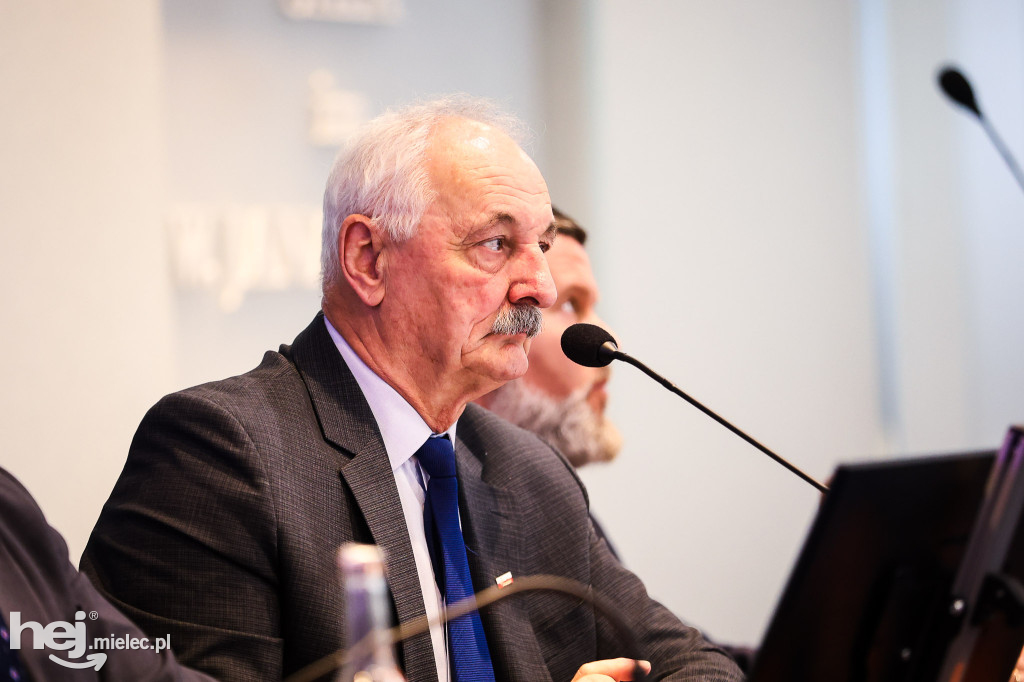 Sesja rady miejskiej 27 listopada 2025