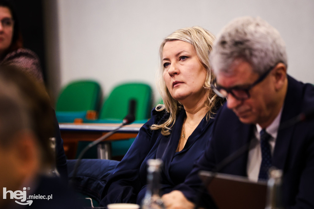 Sesja rady miejskiej 27 listopada 2025