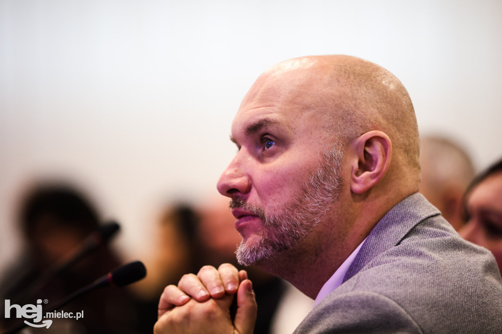 Sesja rady miejskiej 27 listopada 2025