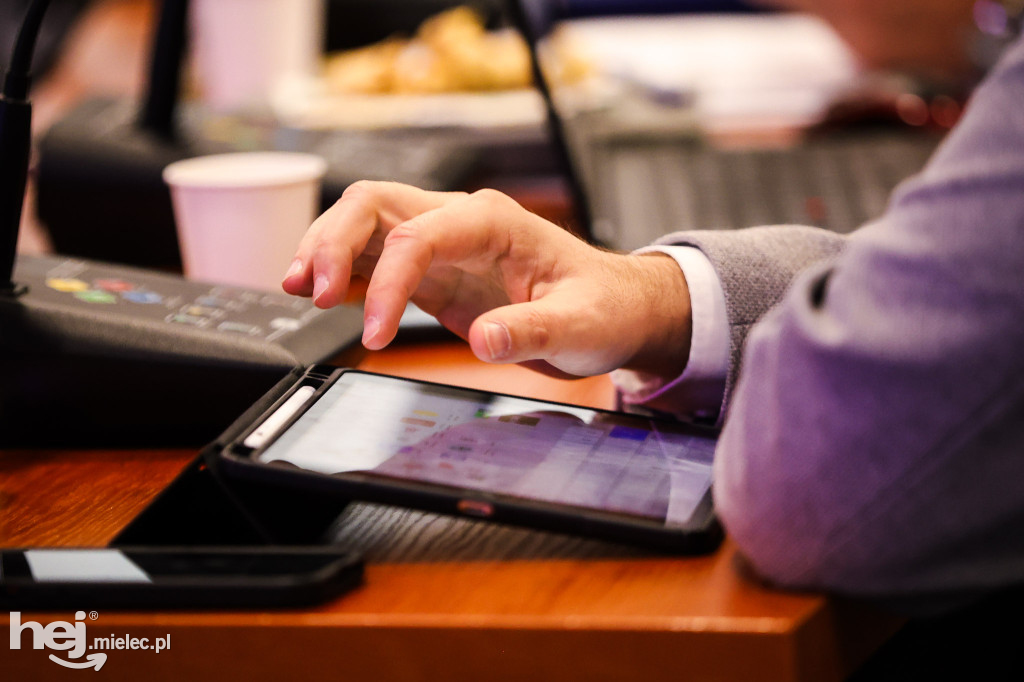 Sesja rady miejskiej 27 listopada 2025