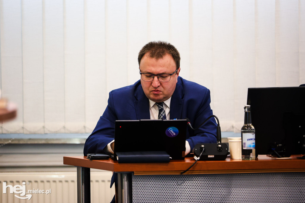 Sesja rady miejskiej 27 listopada 2025