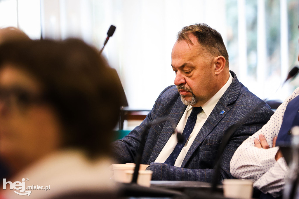 Sesja rady miejskiej 27 listopada 2025