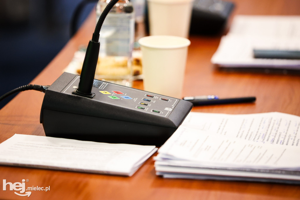 Sesja rady miejskiej 27 listopada 2025