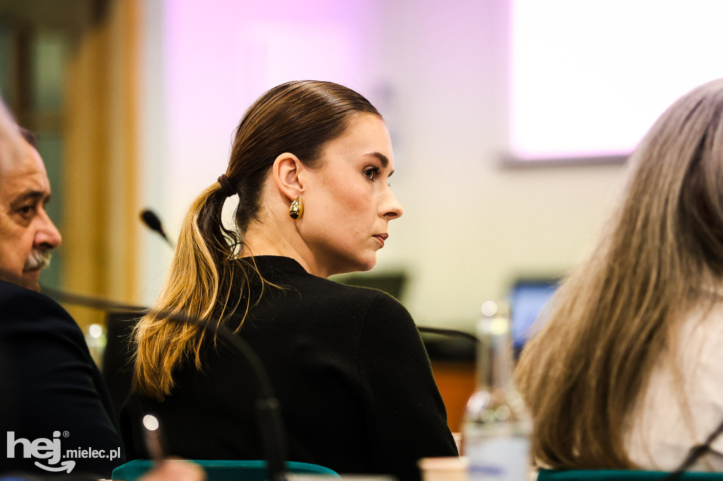 Sesja rady miejskiej 27 listopada 2025