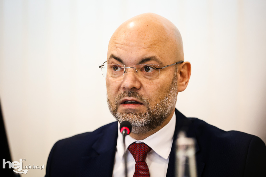 Sesja rady miejskiej 27 listopada 2025