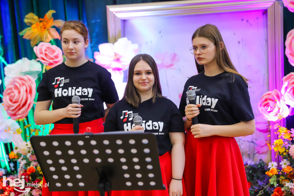 Gala konkursu „Mam – Marzenia Akwarelą Malowane”