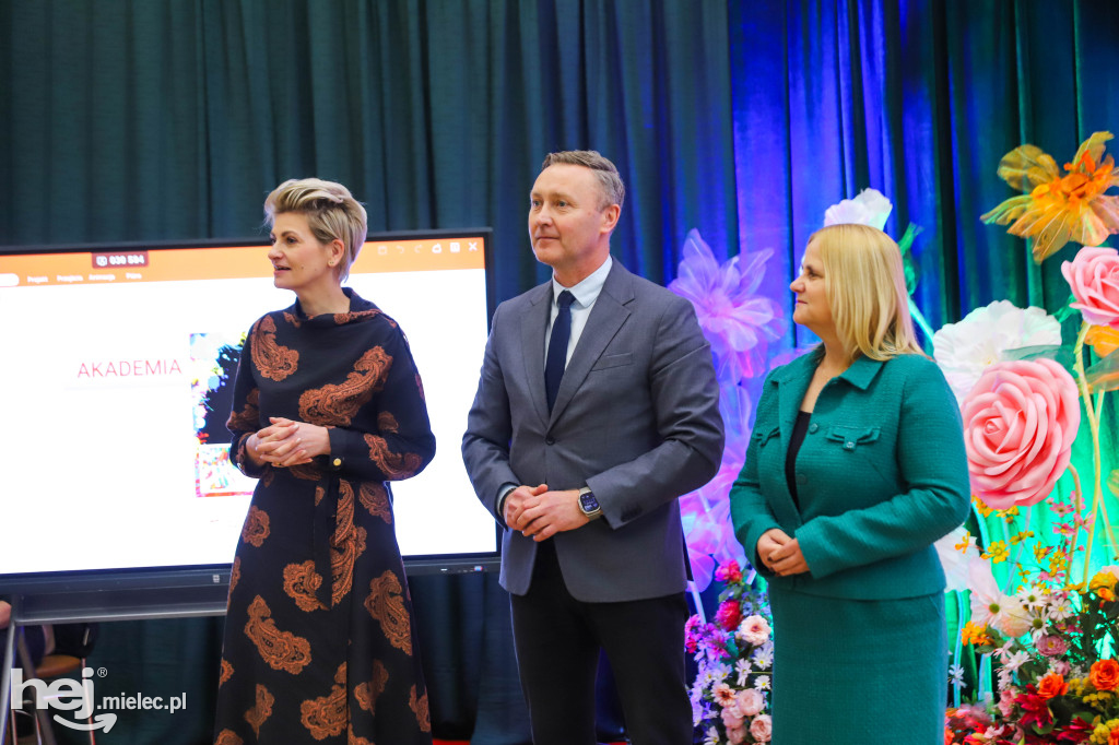 Gala konkursu „Mam – Marzenia Akwarelą Malowane”