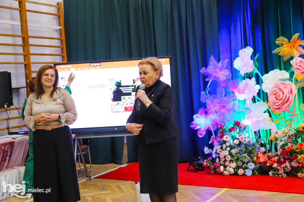 Gala konkursu „Mam – Marzenia Akwarelą Malowane”