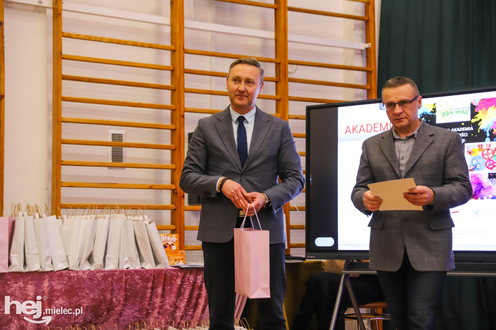 Gala konkursu „Mam – Marzenia Akwarelą Malowane”