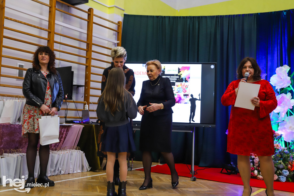 Gala konkursu „Mam – Marzenia Akwarelą Malowane”