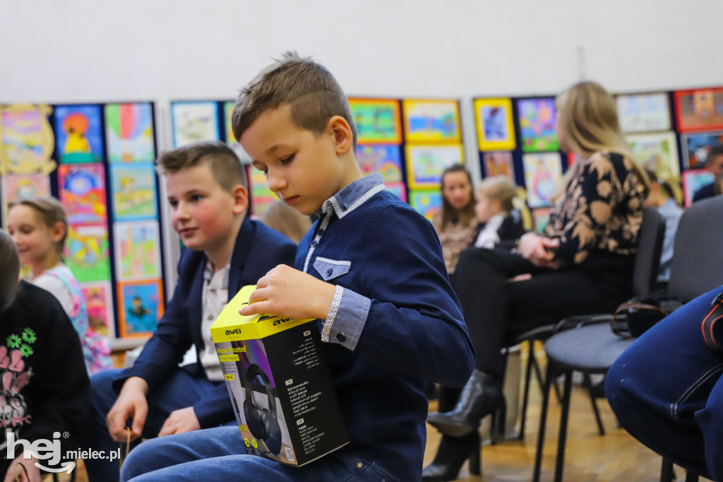 Gala konkursu „Mam – Marzenia Akwarelą Malowane”