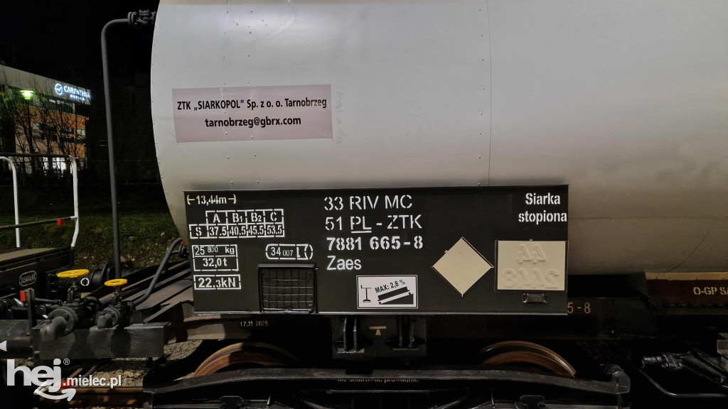 Pociąg z siarką na stacji Mielec