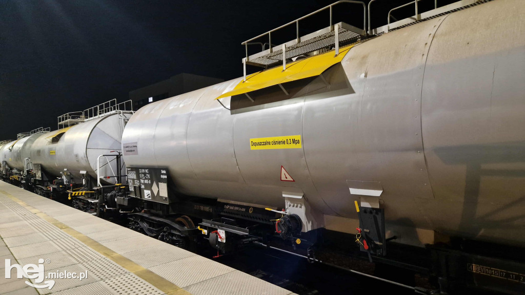 Pociąg z siarką na stacji Mielec