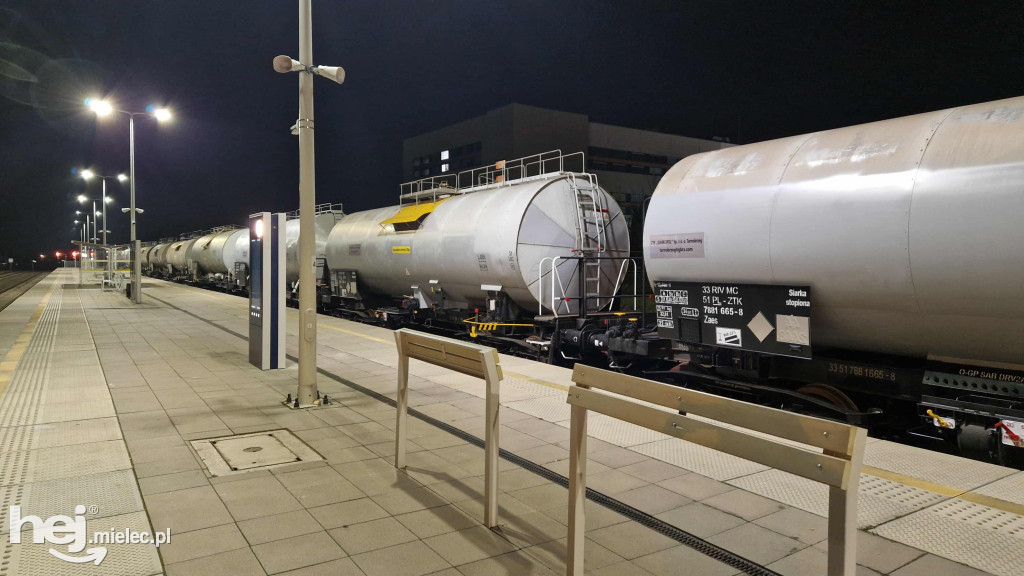 Pociąg z siarką na stacji Mielec