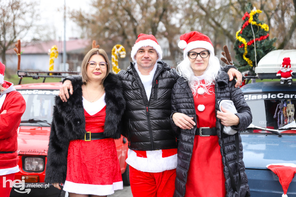 Classic Cars Mielec wyruszył z prezentami do Domu Młodzieży w Tyczynie