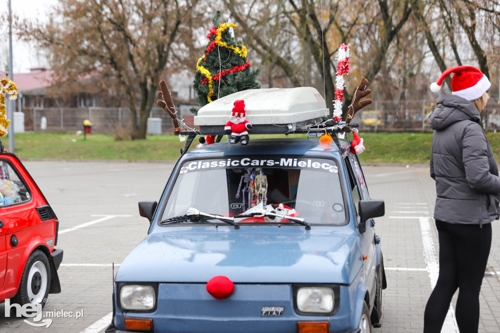 Classic Cars Mielec wyruszył z prezentami do Domu Młodzieży w Tyczynie
